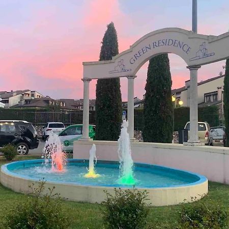 דסנזאנו דל גארדה Green Apartment And Pools מראה חיצוני תמונה