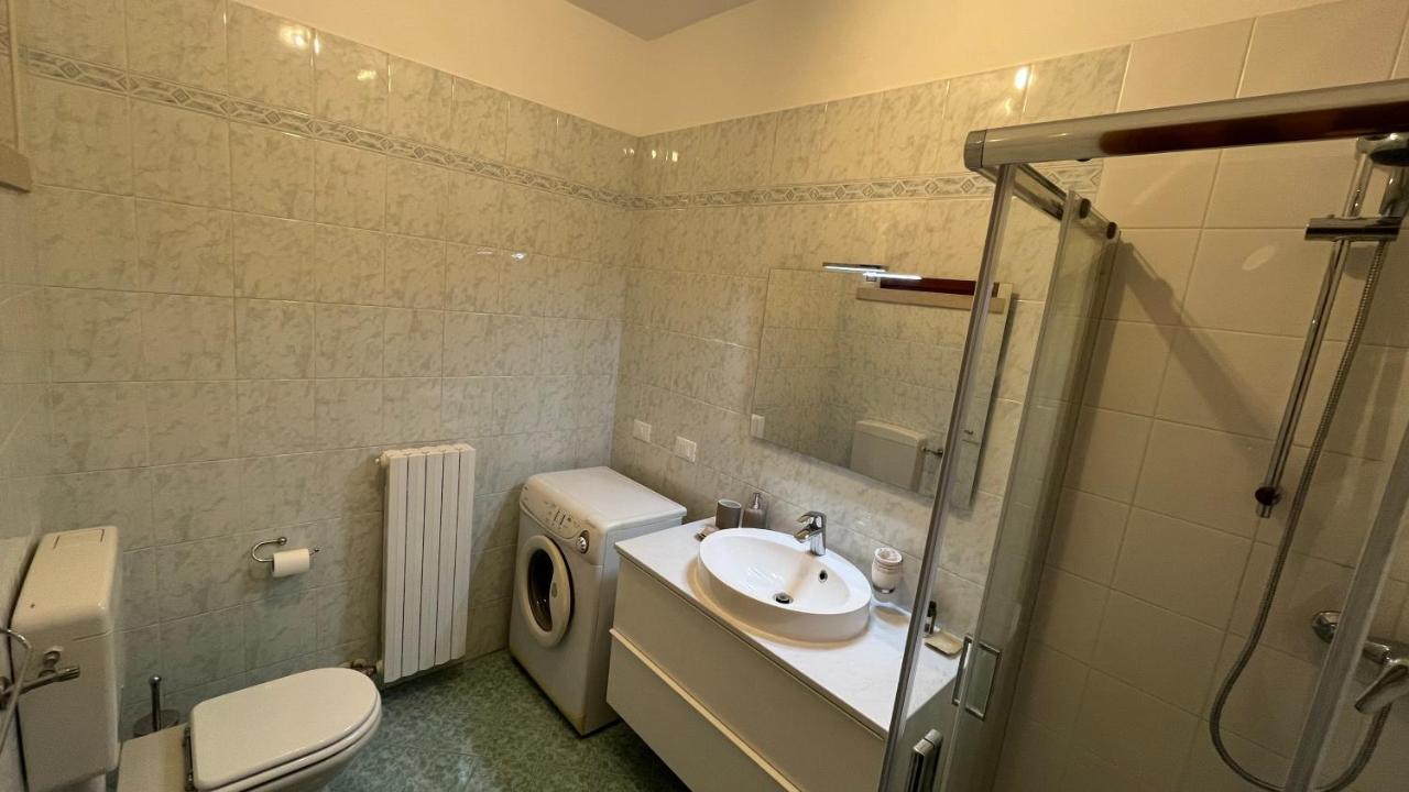 דסנזאנו דל גארדה Green Apartment And Pools מראה חיצוני תמונה